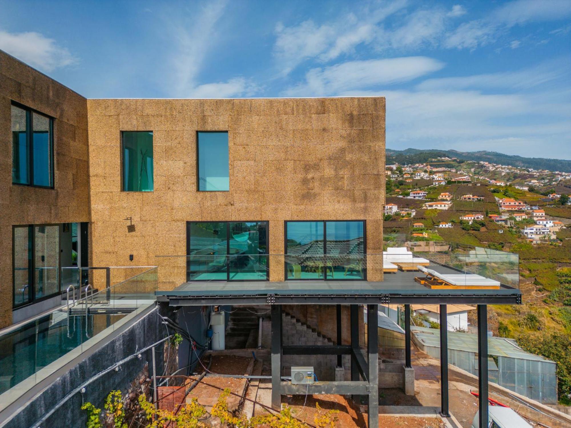 House Of Cork And Ivy - By Wehost Villa Camara de Lobos Bagian luar foto